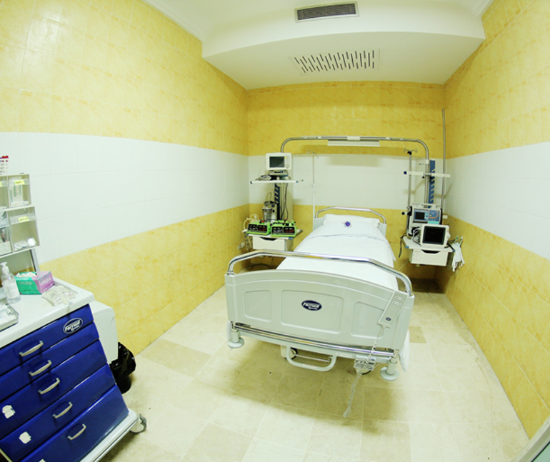 Unité ambulatoire -- Hôpital du jour et urgences